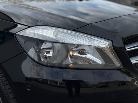 Mercedes-Benz A Class 1.8 A200 CDI BlueEfficiency Sport 7G-DCT Euro 5 (s/s) 5dr 19