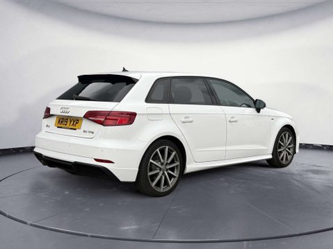Audi A3 1.0 A3 Sportback 30 TFSI Black Edition Semi-Auto 5dr 5