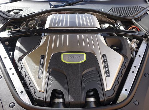 Porsche Panamera Turbo S E-Hybrid 13