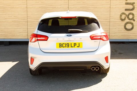 Ford Focus ST-LINE TDCI 32