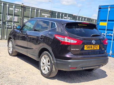 Nissan Qashqai 1.2 DIG-T Acenta Premium SUV 5dr Petrol Manual 2WD Euro 5 (s/s) (115 ps) 4