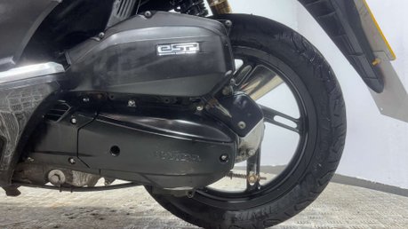 Honda PCX WW 2013 29K NEW MOT 125CC LEARNER SCOOTER SERVICED WARRANTY 27