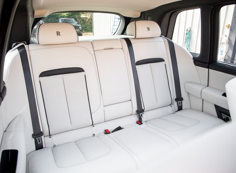 Rolls-Royce Cullinan 13