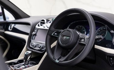 Bentley Bentayga W12 Mulliner 9