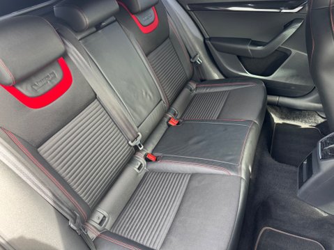 Skoda Octavia VRS TDI DSG 36