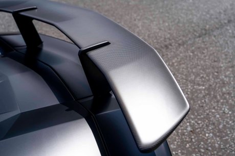 Lamborghini Aventador SV AD PERSONAM. FACTORY SATIN CARBON FIBRE EXT. COMFORT SEATS. FRONT LIFT. 8
