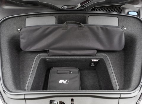 Audi R8 Spyder V10 Performance Carbon Black 33