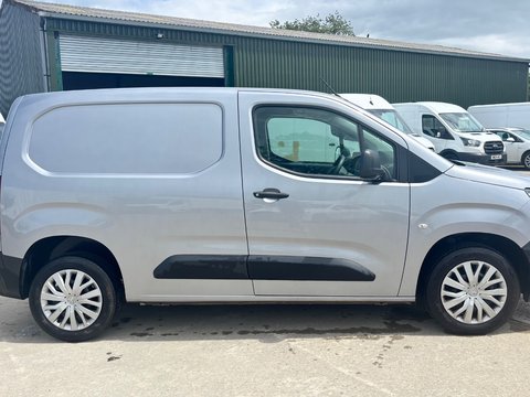 Peugeot Partner BLUEHDI PROFESSIONAL L1 4