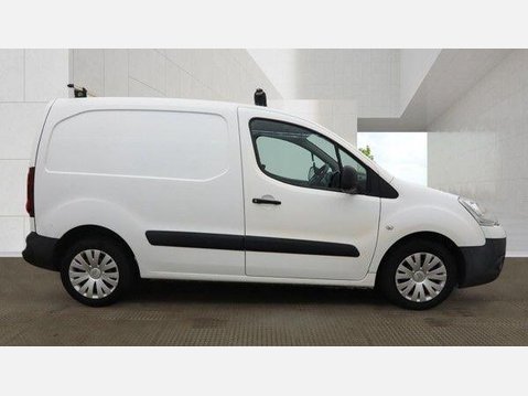 Citroen Berlingo 1.6 HDi 625 Enterprise Panel Van 5dr Diesel Manual L1 (Euro 5) (135 g/km, 7 5