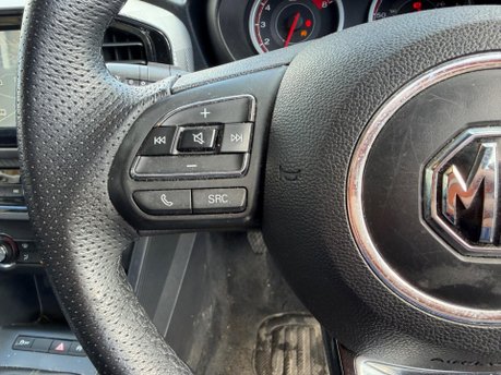 MG MG3 EXCLUSIVE NAV VTI-TECH 13