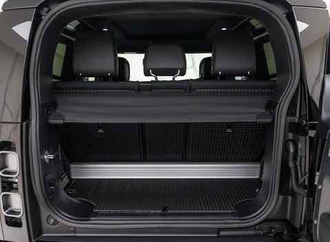 Land Rover Defender 3.0 D300 MHEV X Auto 4WD Euro 6 (s/s) 3dr 28