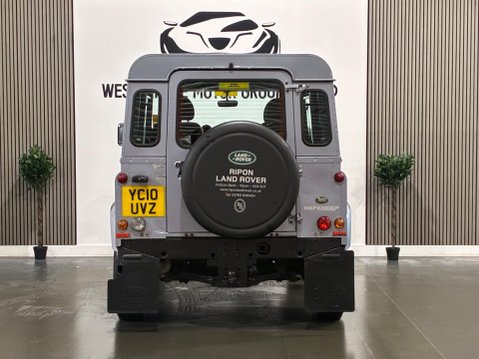 Land Rover Defender 2.4 TDCi Hard Top SUV 4WD SWB Euro 4 3dr 20