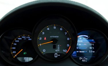 Porsche Cayman GT4 RS (718) 16