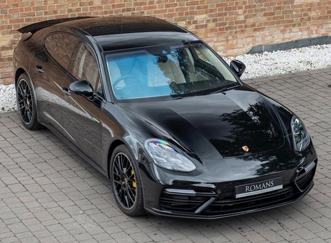 Porsche Panamera Turbo S E-Hybrid 8
