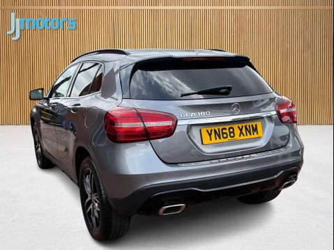 Mercedes-Benz GLA 1.6 GLA180 Urban Edition SUV 5dr Petrol 7G-DCT Euro 6 (s/s) (122 ps) 21