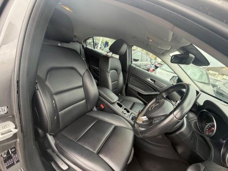 Mercedes-Benz A Class A 180 D SPORT PREMIUM 8