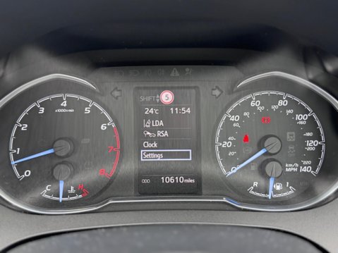 Toyota Yaris 1.5 VVT-i Icon Tech Hatchback 5dr Petrol Manual Euro 6 (111 ps) 49