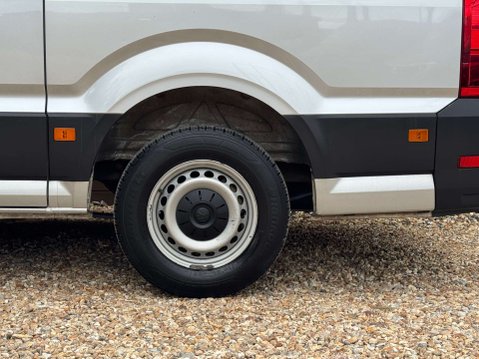 Volkswagen Crafter 2.0 Crafter CR35 Startline TDI 16
