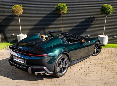 Ferrari 12Cilindri SPIDER 4