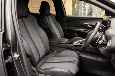Peugeot 3008 ALLURE 28