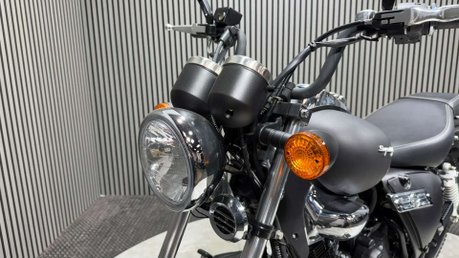 Keeway Superlight 125 2022 ONLY 534 MILES JUST SERVICED NEW MOT CRUISER 125CC 39