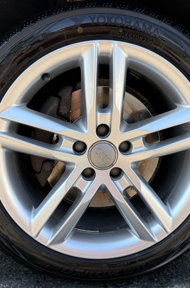 Audi A6 AVANT TDI ULTRA S LINE - DEMO +1 OWNER - £20 ROAD TAX -CAMBELT CHANGED 