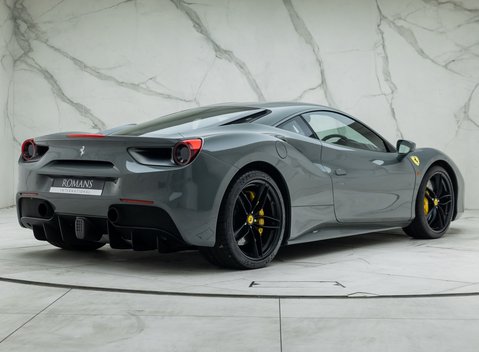 Ferrari 488 GTB 6