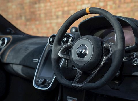 McLaren 600 Spider 15
