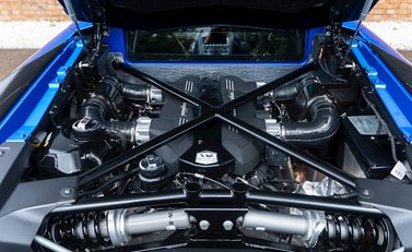 Lamborghini Aventador SV LP 750-4 Coupe 35