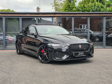 Jaguar XE 2.0 XE R-Dynamic Black Auto 4dr 1
