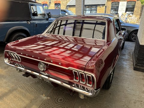 Ford Mustang 289 Hardtop Coupe 11