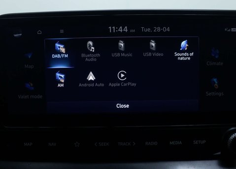 Hyundai BAYON 1.0 T-GDi MHEV Premium SUV 5dr Petrol Hybrid DCT Euro 6 (s/s) (100 ps) 27