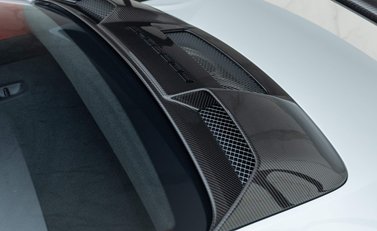 Porsche 911 GT2 RS (991) 40