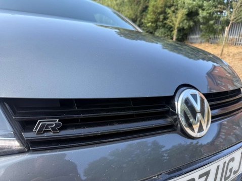Volkswagen Golf 2.0 Golf R TSi Semi-Auto 4WD 5dr 9