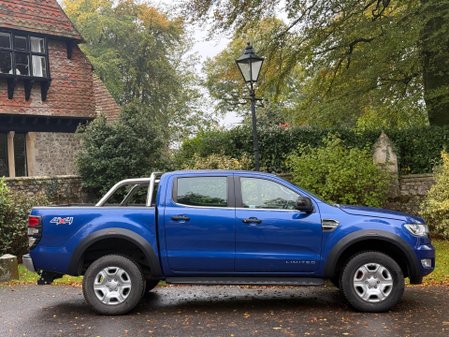 Ford Ranger LIMITED 4X4 DCB TDCI 8