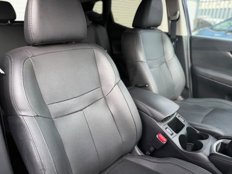 Nissan Qashqai 1.2 DIG-T Tekna 2WD Euro 6 (s/s) 5dr 11
