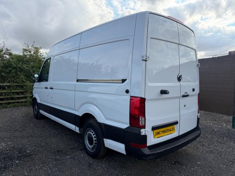 Volkswagen Crafter 2.0 TDI CR35 Trendline FWD MWB Euro 6 (s/s) 5dr 8