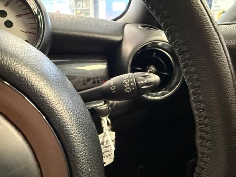 Mini Hatch 1.6 Cooper D London 2012 Euro 5 (s/s) 3dr 29