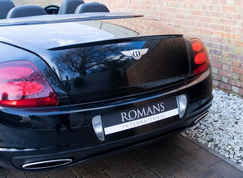 Bentley Continental Supersports Convertible ISR 25
