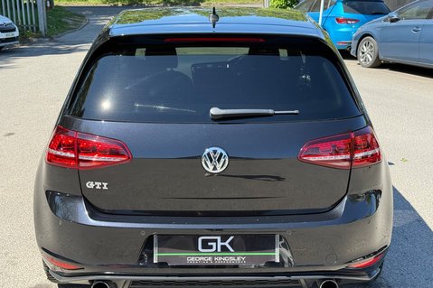 Volkswagen Golf GTI LAUNCH DSG - APPLE CAR PLAY - 2 OWNERS - 9 SERVICES RECORDED 8