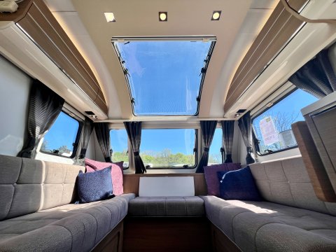 Adria Adora Thames 613 UT 14