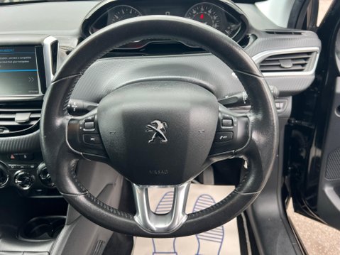 Peugeot 208 1.2 PureTech Black Edition Euro 6 3dr 20