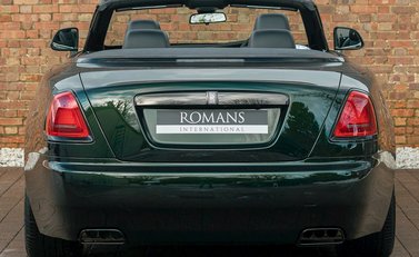 Rolls-Royce Dawn Black Badge 5