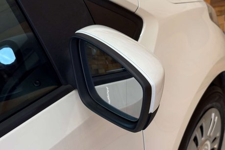 Volkswagen Up 1.0 High up! Hatchback 5dr Petrol ASG Euro 6 (75 ps) 18