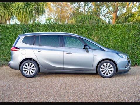 Vauxhall Zafira 2.0 Zafira Tourer SE CDTi 5dr 4