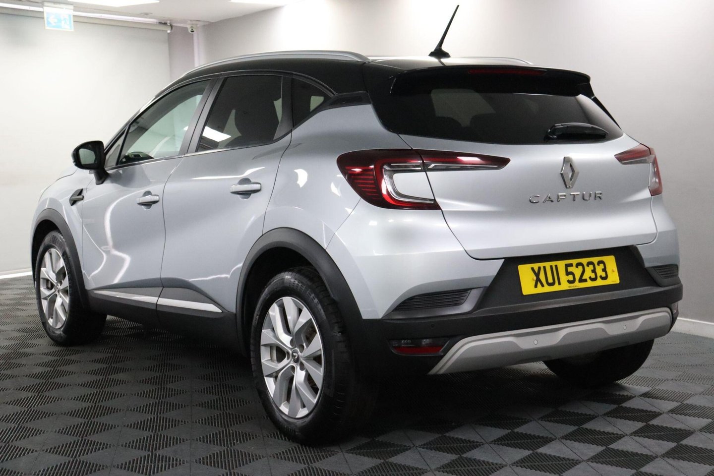 2021 Renault Captur — image 17