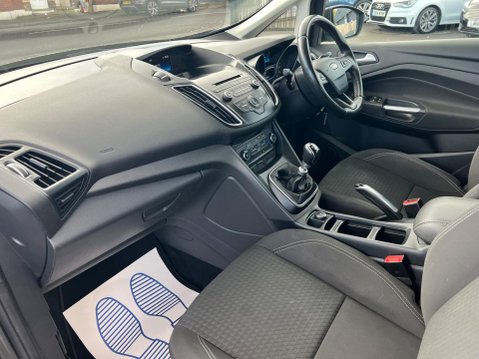 Ford Grand C-Max 1.0T EcoBoost Zetec Euro 6 (s/s) 5dr (Nav) 21