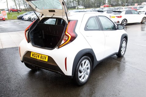 Toyota Aygo X VVT-I PURE 34