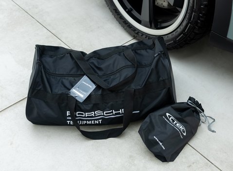 Porsche 911 Dakar 44