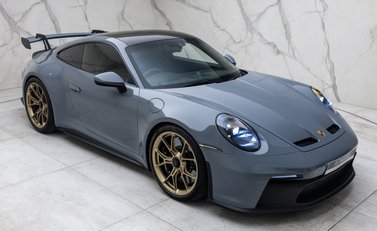 Porsche 911 GT3 (992) 11